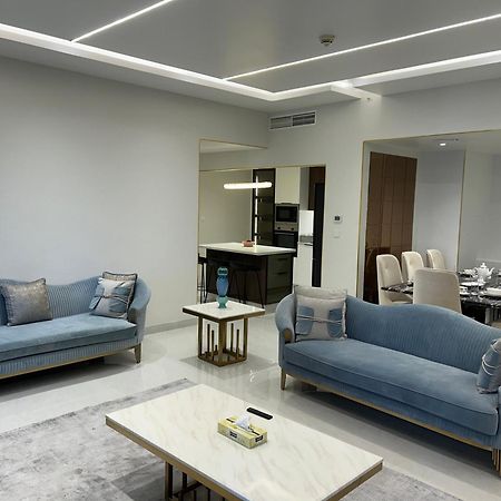 Usmans 4Bdrm Jbr Sadaf Next To Ritz Carlton Walk Apartman Dubaj Kültér fotó