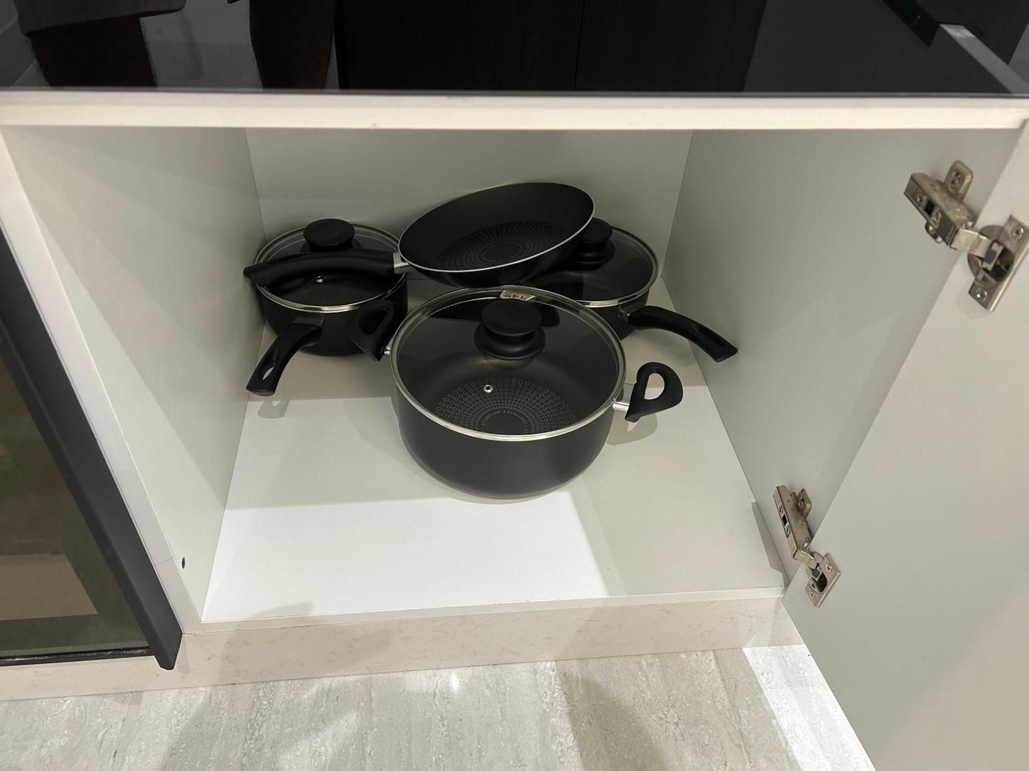 Usmans 4Bdrm Jbr Sadaf Next To Ritz Carlton Walk Apartman Dubaj Kültér fotó